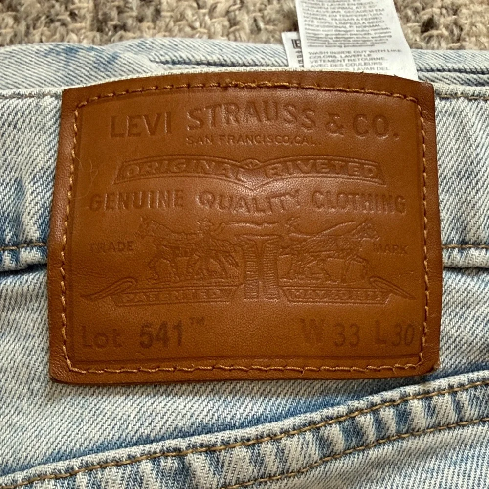 Levi's 541 premium light wash jeans